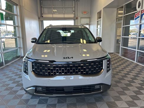 New 2026 Kia Carnival SX Prestige image 2