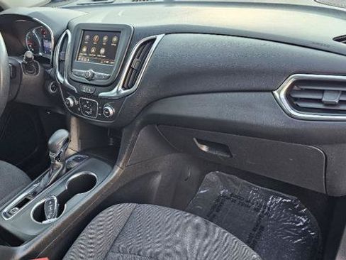 Used 2022 Chevrolet Equinox LT AWD/4WD image 34