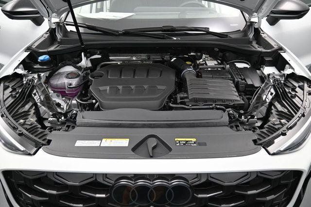 New 2026 Audi Q3 quattro 2.0T AWD/4WD image 15