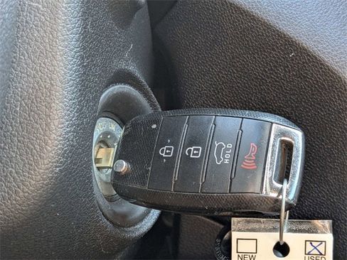 Used 2019 Kia Sorento LX w/ Option Group 020 image 33