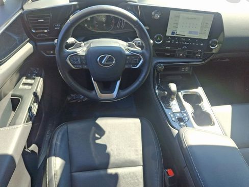 Used 2023 Lexus NX 250 AWD image 12