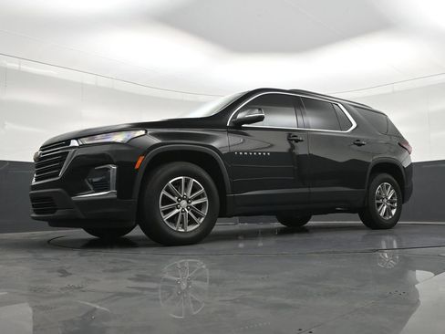Used 2023 Chevrolet Traverse LT FWD image 24
