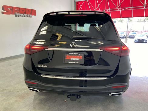 Used 2025 Mercedes-Benz GLE 350 4MATIC w/ AMG Line Exterior image 4