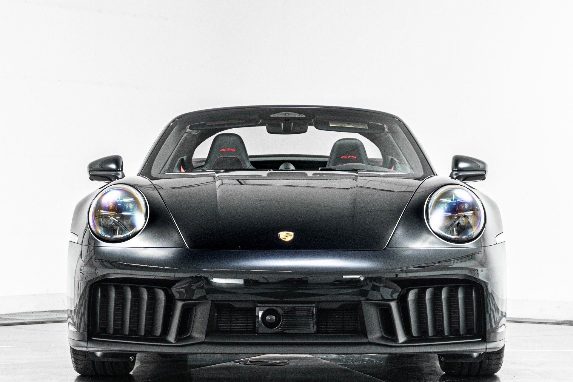 Used 2026 Porsche 911 Targa 4 GTS AWD/4WD image 4