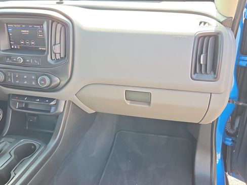 Used 2022 GMC Canyon Elevation Standard w/ Convenience Package AWD/4WD image 14