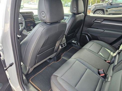 New 2026 GMC Terrain AT4 w/ Convenience Package III AWD/4WD image 21