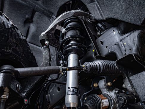 Used 2023 Chevrolet Silverado 1500 High Country image 14