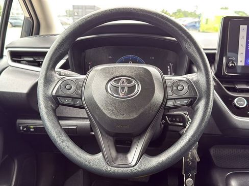 Used 2026 Toyota Corolla LE FWD image 18