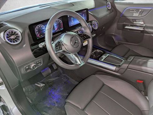 New 2026 Mercedes-Benz GLA 250 image 3