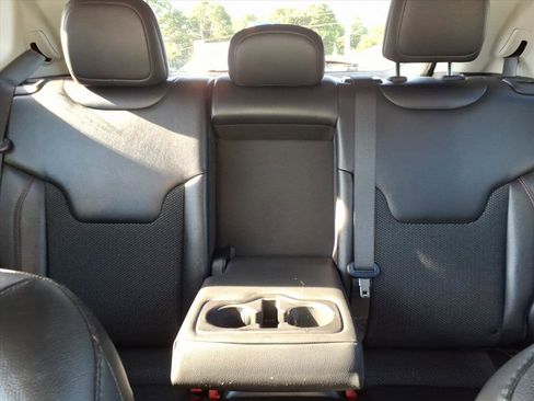 Used 2020 Jeep Compass Trailhawk image 29