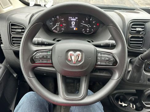 Used 2025 RAM ProMaster 3500 w/ Convenience Group image 2