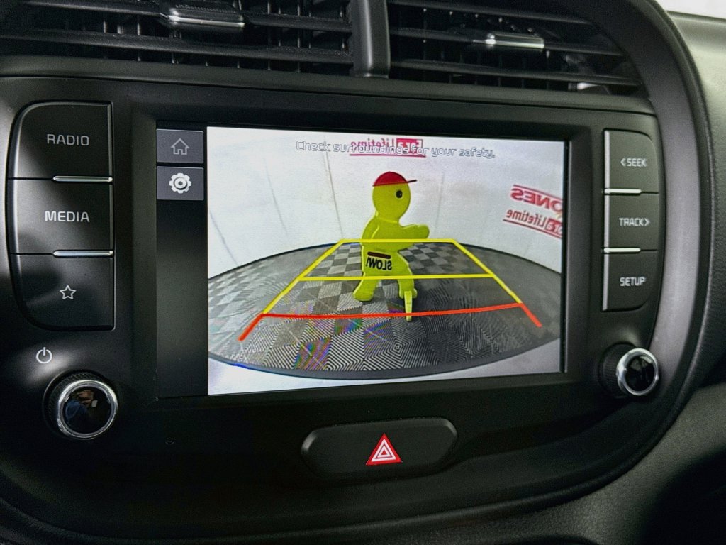 Used 2023 Kia Soul LX FWD image 6