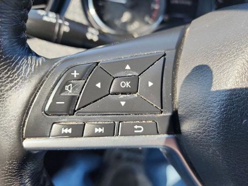 Certified 2017 Nissan Rogue Sport SV w/ SV All-Weather Package image 19