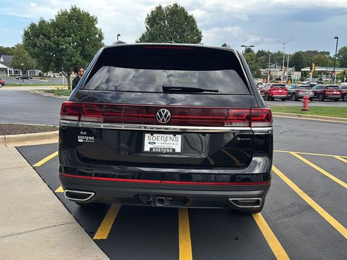 Used 2026 Volkswagen Atlas SE AWD/4WD image 7