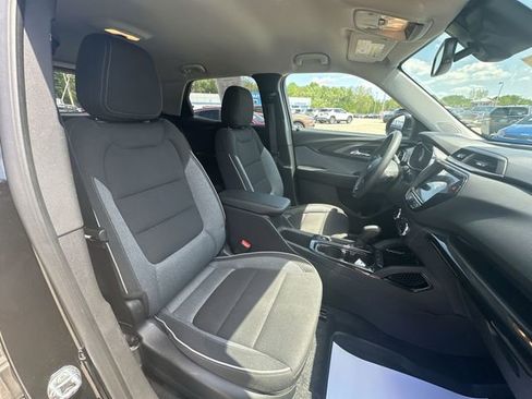 Certified 2023 Chevrolet TrailBlazer LT w/ Convenience Package FWD image 30