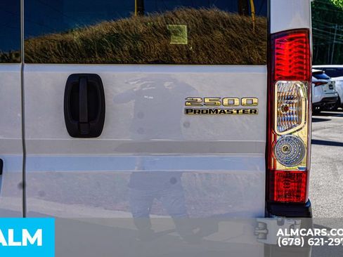 Used 2023 RAM ProMaster 2500 FWD image 13