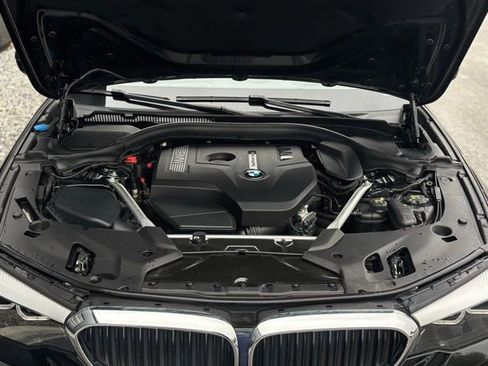 Used 2019 BMW 530i xDrive w/ M Sport Package image 64