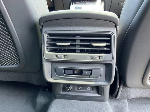 New 2025 Audi Q7 2.0T Premium w/ Convenience Package image 29