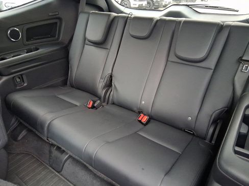 Used 2025 Subaru Ascent Bronze Edition image 12