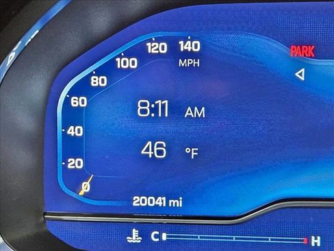 Used 2024 Chevrolet Suburban Z71 w/ Luxury Package image 14