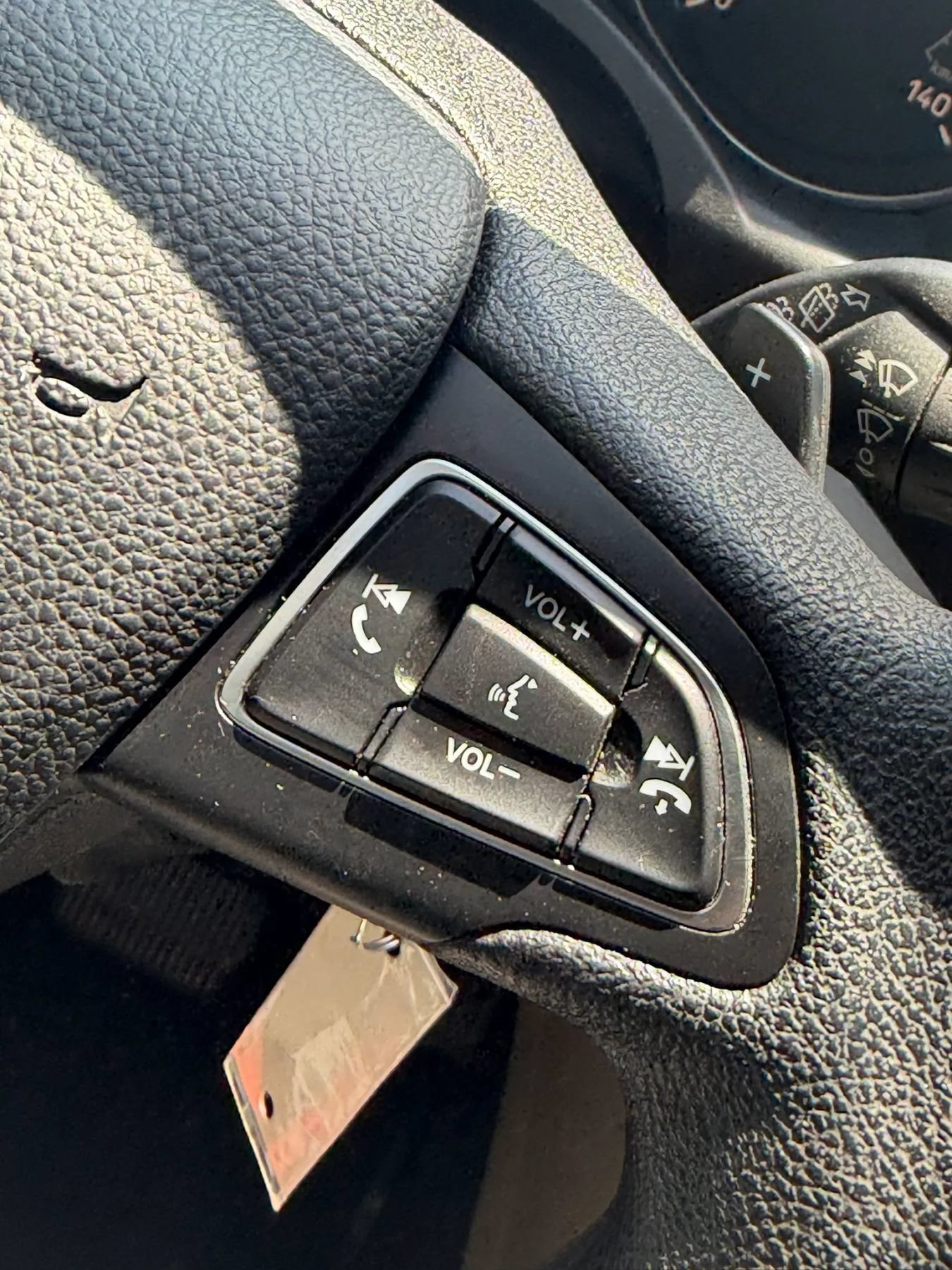 Used 2017 Ford Escape SE AWD/4WD image 16