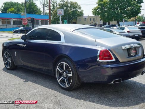 Used 2015 Rolls-Royce Wraith image 4