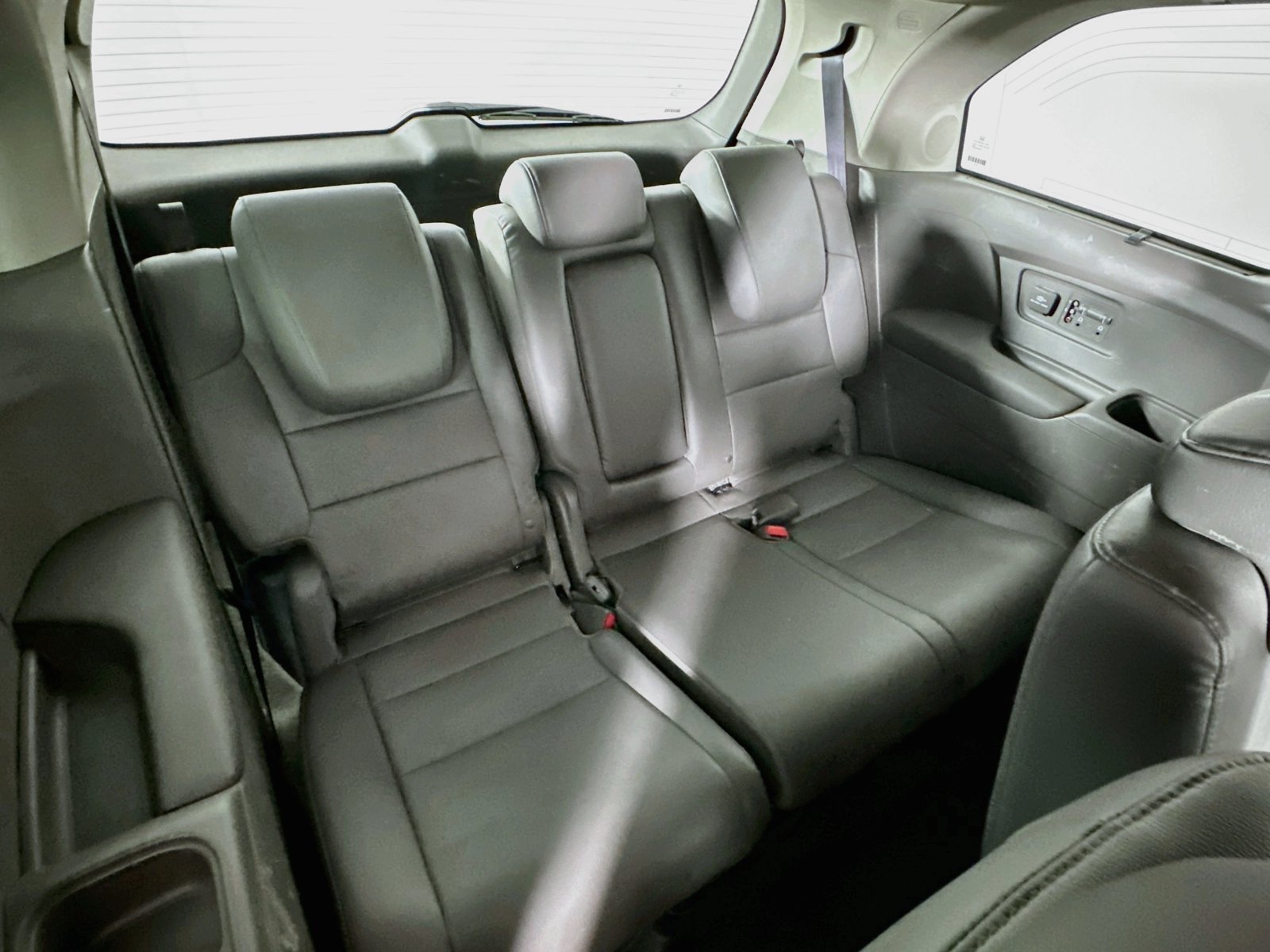 Used 2015 Honda Odyssey Touring image 31