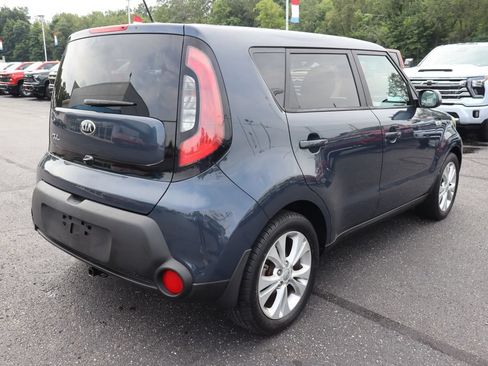 Used 2015 Kia Soul + w/ Audio Package FWD image 32