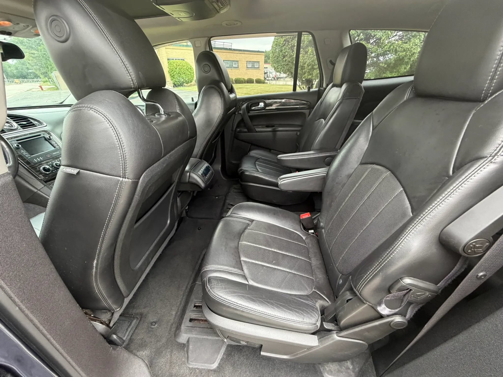 Used 2014 Buick Enclave Leather FWD image 11