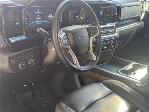 Used 2024 Chevrolet Silverado 2500 LT w/ Z71 Sport Edition image 9