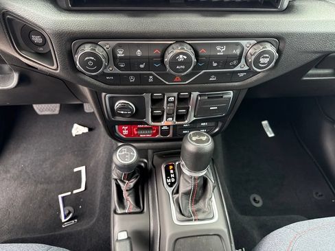 New 2026 Jeep Wrangler Unlimited Sport w/ Dual Top Group AWD/4WD image 14