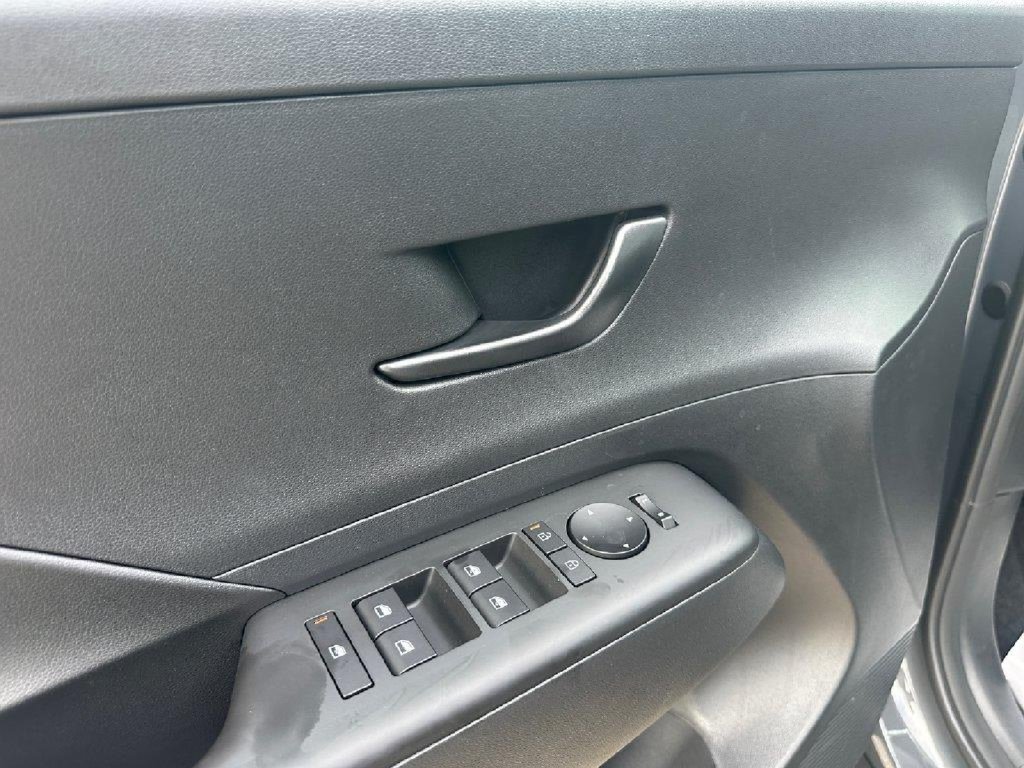 New 2027 Hyundai Kona SEL Sport FWD image 10