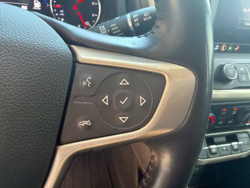 Used 2021 GMC Acadia Denali w/ Denali Technology Package FWD image 16