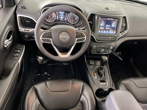 Used 2022 Jeep Cherokee Latitude w/ Sun & Sound Group AWD/4WD image 22