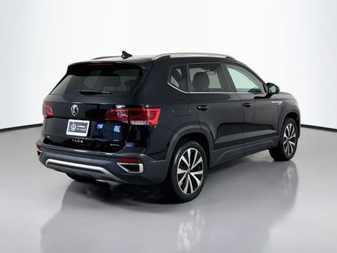 Certified 2023 Volkswagen Taos SE AWD/4WD image 9
