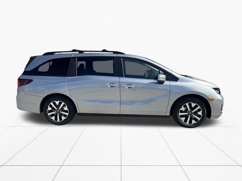 New 2026 Honda Odyssey EX-L image 9
