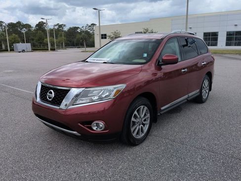 Used 2016 Nissan Pathfinder SL FWD image 9