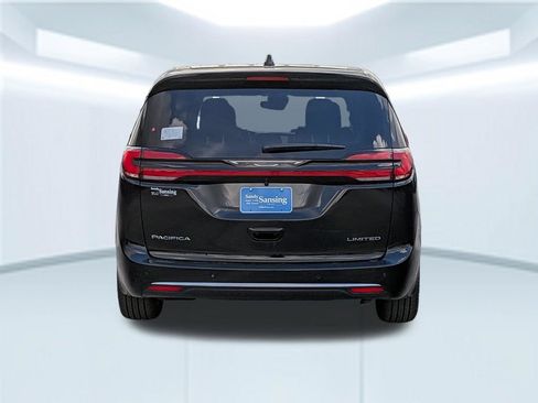 New 2027 Chrysler Pacifica Limited w/ Family Tech Group FWD image 5