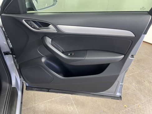 Used 2017 Audi Q3 2.0T Premium w/ Convenience Package image 11