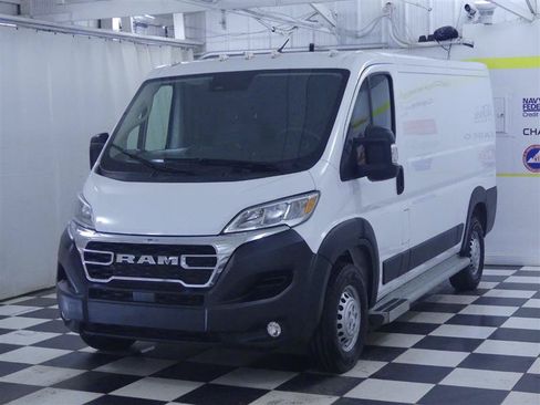 Used 2025 RAM ProMaster 2500 w/ U-Haul Equipment Group FWD image 2