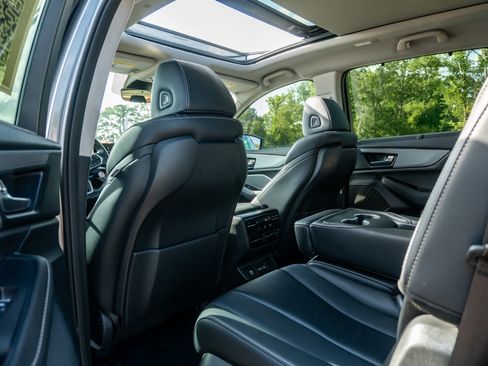 Used 2023 Acura MDX FWD w/ Technology Package image 13