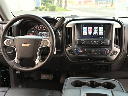Used 2015 Chevrolet Silverado 1500 LTZ AWD/4WD image 15