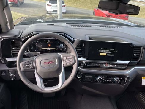New 2026 GMC Sierra 1500 Elevation image 12