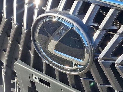 Used 2023 Lexus ES 350 w/ Premium Package image 29