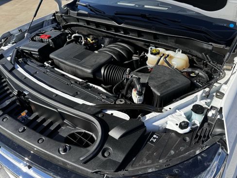 Used 2024 Chevrolet Tahoe Premier image 34