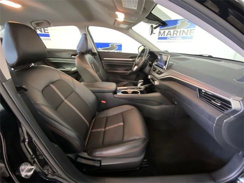 Used 2024 Nissan Altima 2.5 SR image 31
