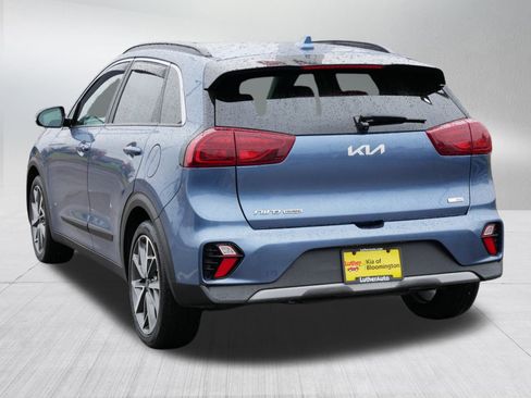 Certified 2022 Kia Niro Touring Special Edition image 5