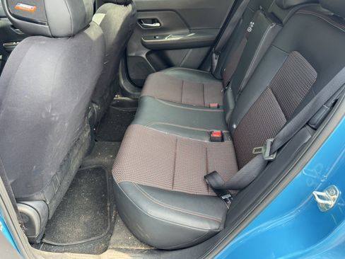 Used 2025 Nissan Kicks SR w/ SR Premium Package FWD image 15