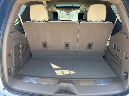 Used 2025 GMC Yukon Denali w/ Denali Reserve Package image 32