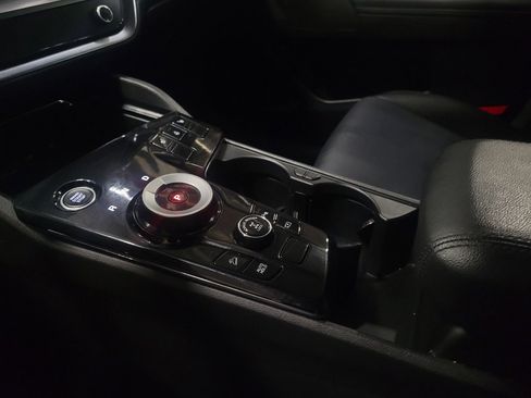 Used 2023 Kia Sportage EX w/ EX Premium Package image 26